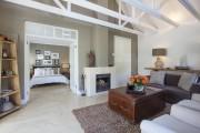 14 on Klein Constantia - Adults only