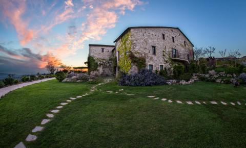 Castello di Petrata Country House