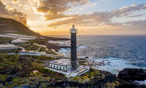 Faro Punta Complida