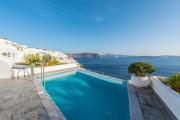 Santorini Secret Suites & Spa